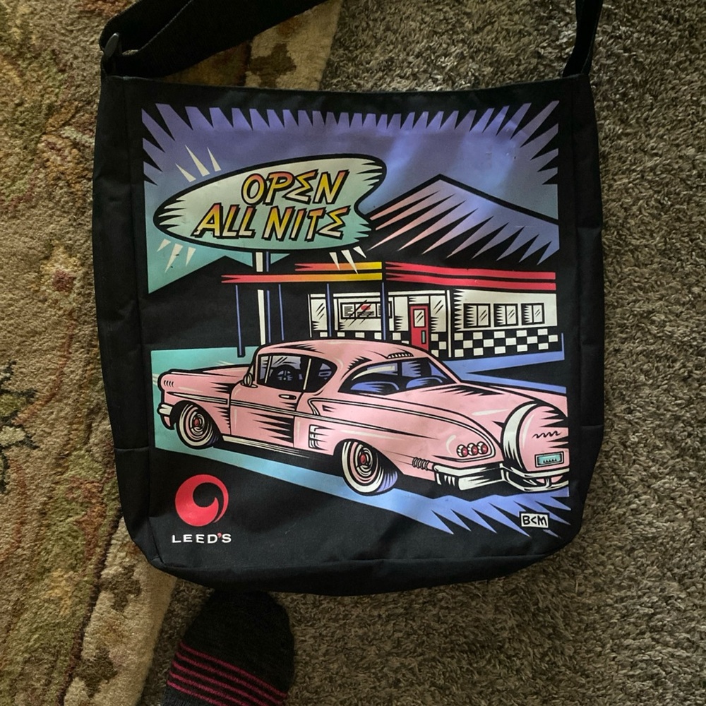 Vintage Leeds Black and Pink Graphic thunderbird